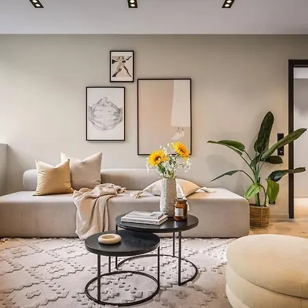 L Luxurious Hideaway In Centrum Apartament