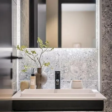 L Luxurious Hideaway In Centrum 公寓