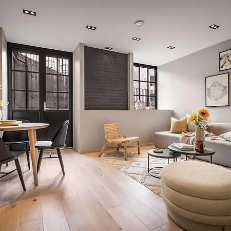 L Luxurious Hideaway In Centrum Apartament