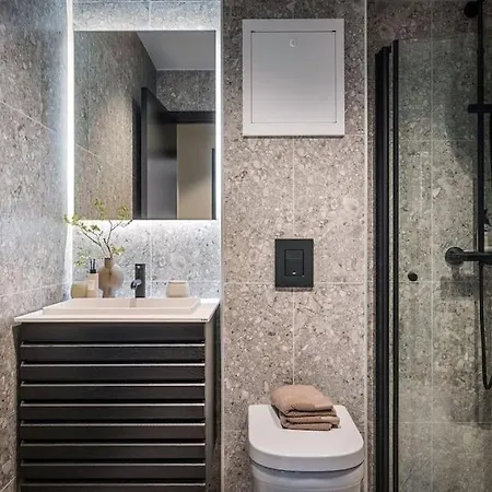 L Luxurious Hideaway In Centrum